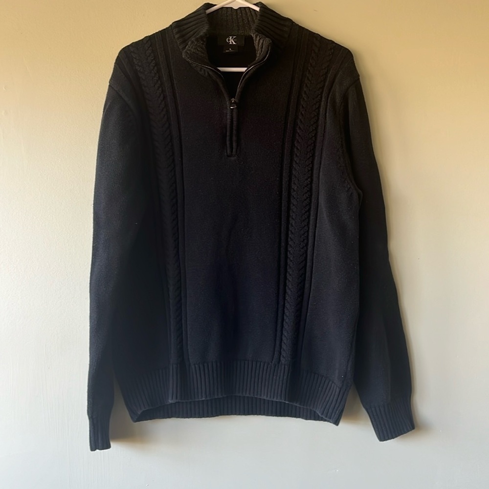 Men’s vintage Calvin Klein heavy 100% cotton 1/2 zip sweater. Black size Large
